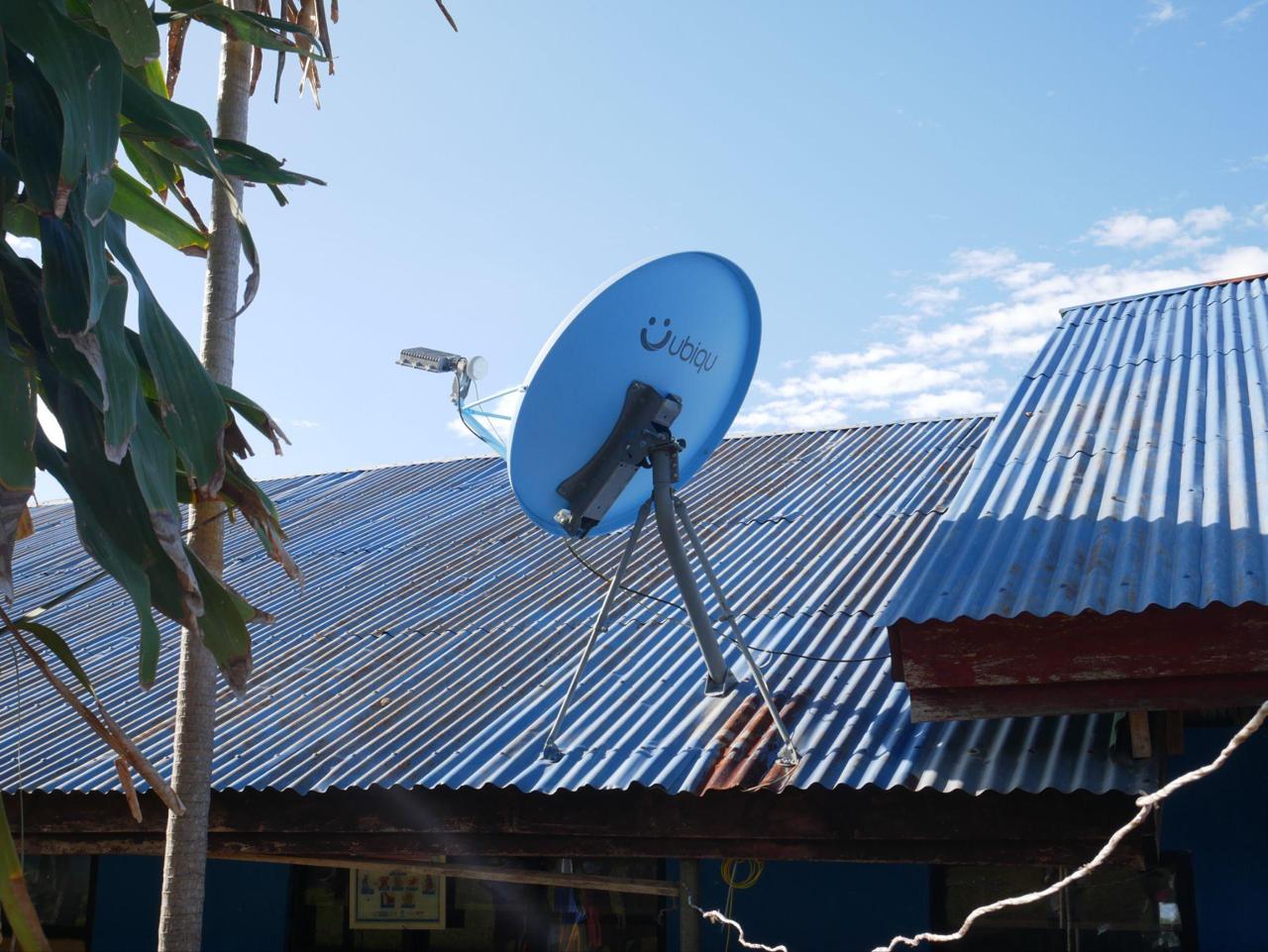 satelit-ubiqu-solusi-internet-untuk-masalah-konektivitas-desa