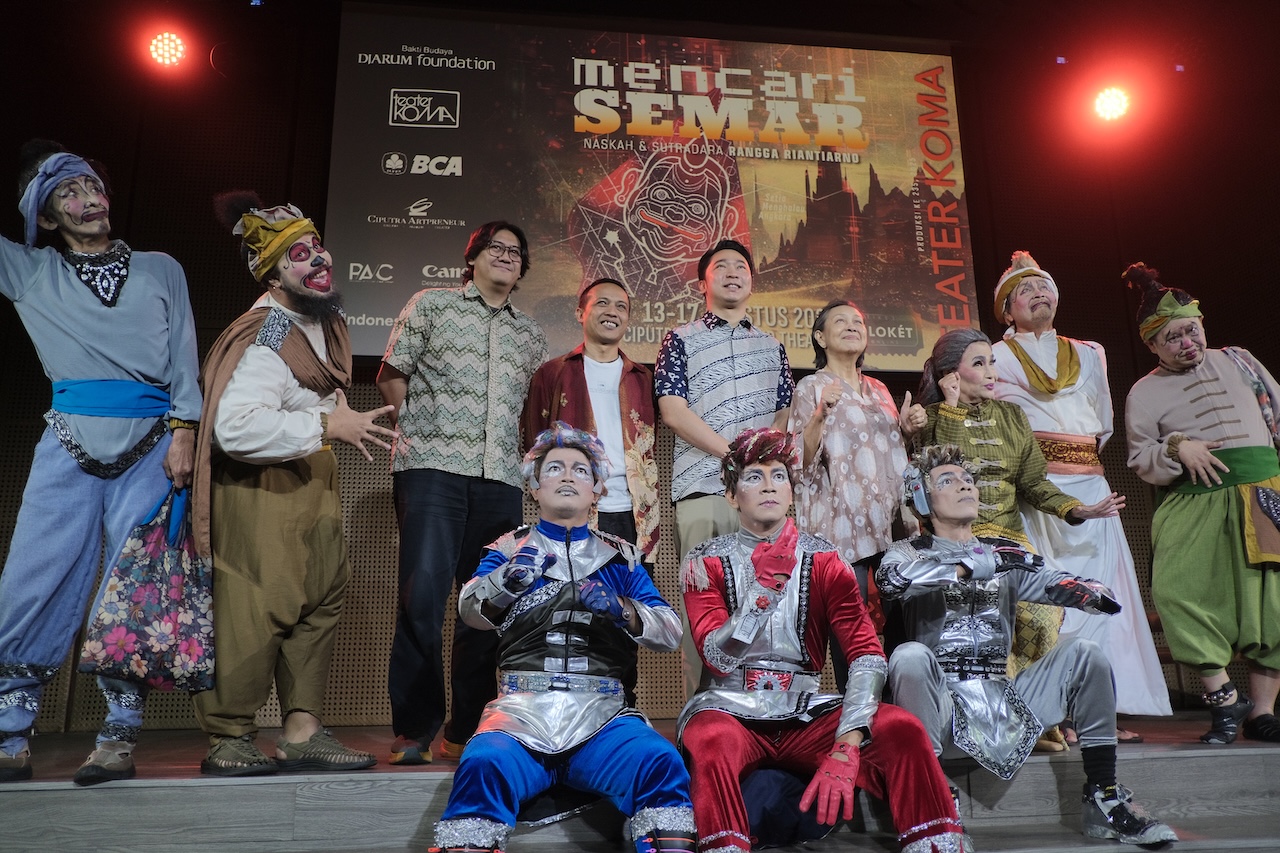 mencari-semar-teater-koma-pentaskan-legenda-panakawan-di-era-digital