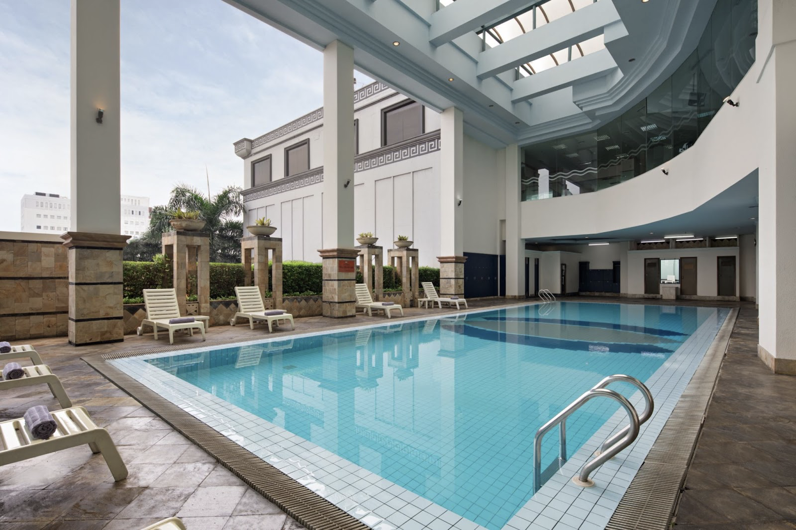 weekend-seru-bersama-keluarga-di-golden-boutique-hotel-kemayoran