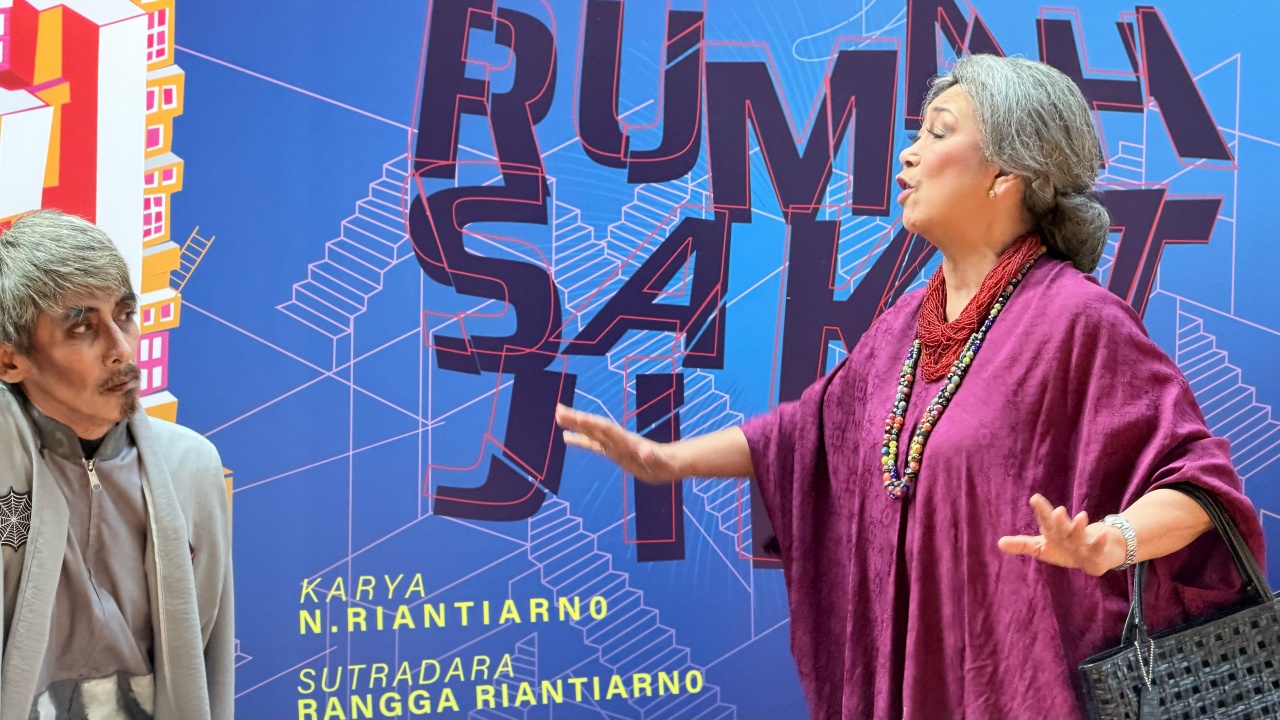 teater-koma-tafsir-baru-rumah-sakit-jiwa-bersama-rangga