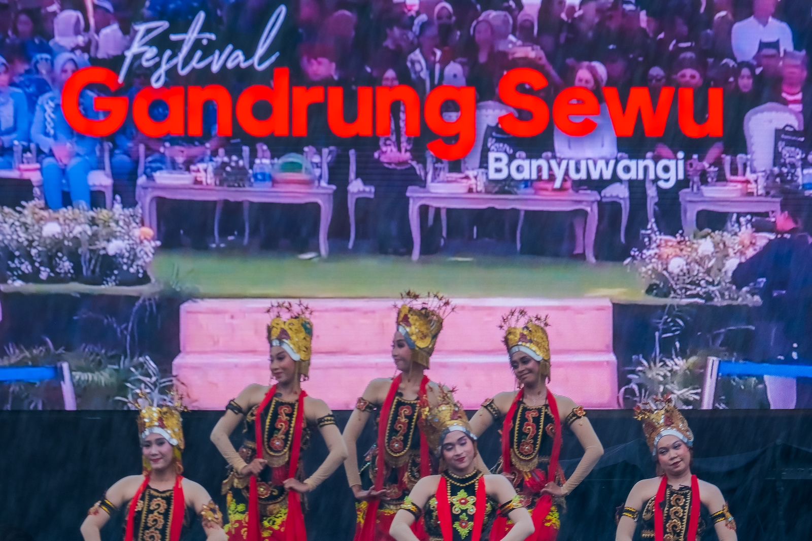 ragam-parade-festival-seni-dan-budaya-semarakkan-peluncuran-ken-2024