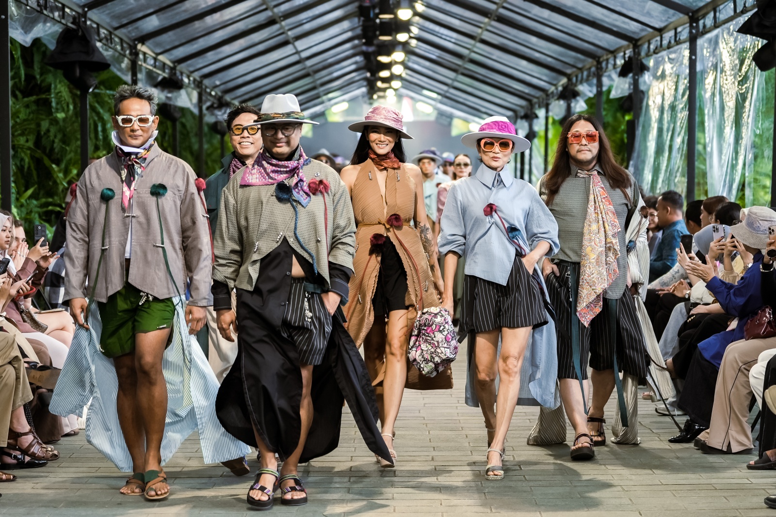 bali-fashion-trend-2025-kala-mode-budaya-dan-gaya-hidup-global-bertemu-di-ubud