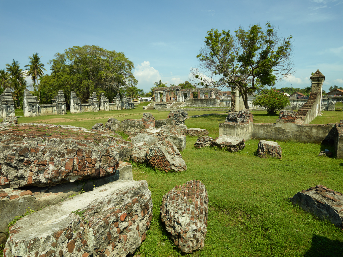 istana-kaibon-sisa-sisa-kejayaan-banten