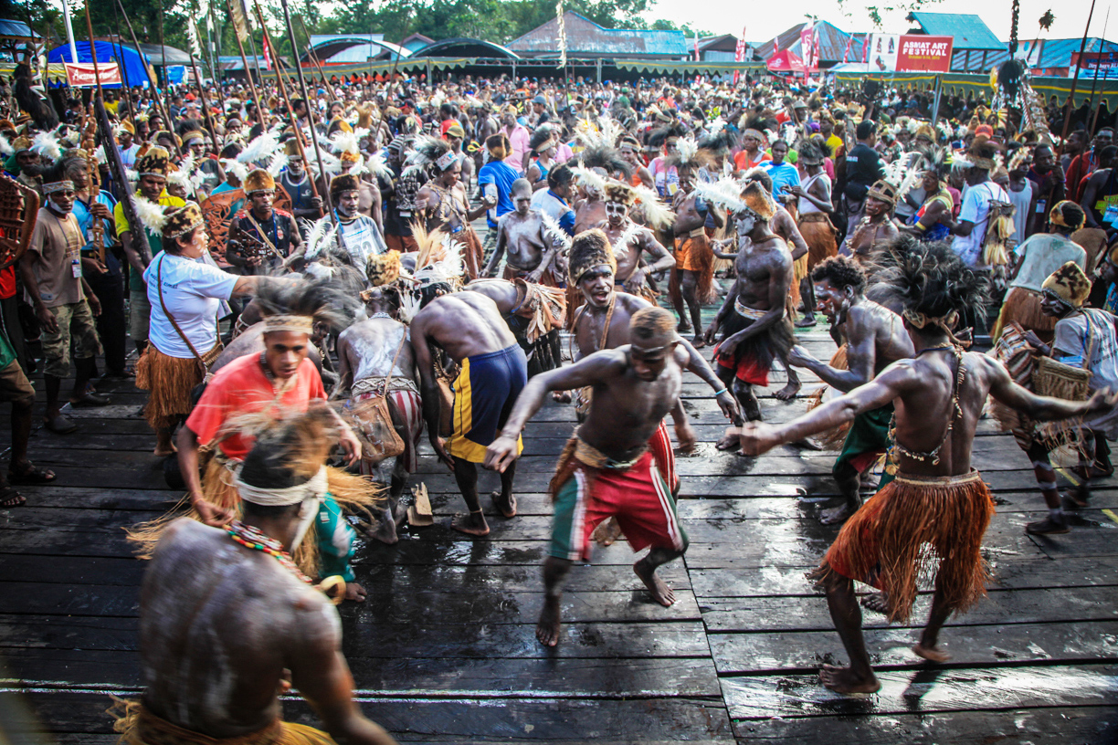 festival-asmat-pokman-dan-jejak-fumeripitsy