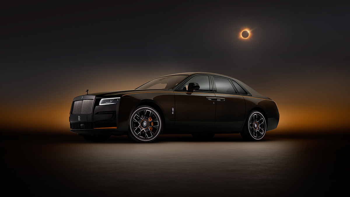 rolls-royce-black-badge-ghost-ekleipsis-terinspirasi-dari-fenomena-gerhana-matahari