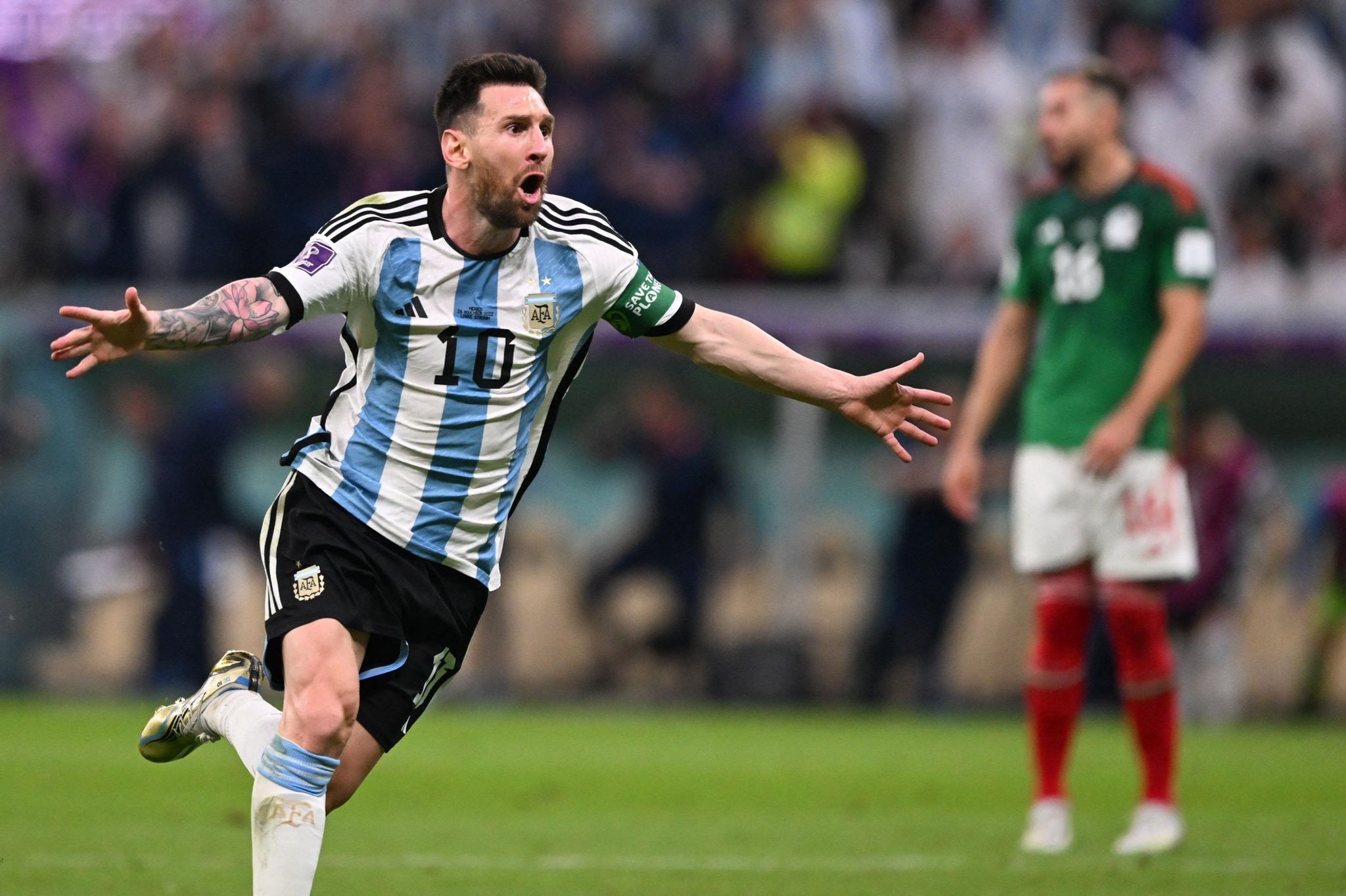 insiden-tendang-jersey-meksiko-di-ruang-ganti-argentina-canelo-alvarez-peringatkan-lionel-messi