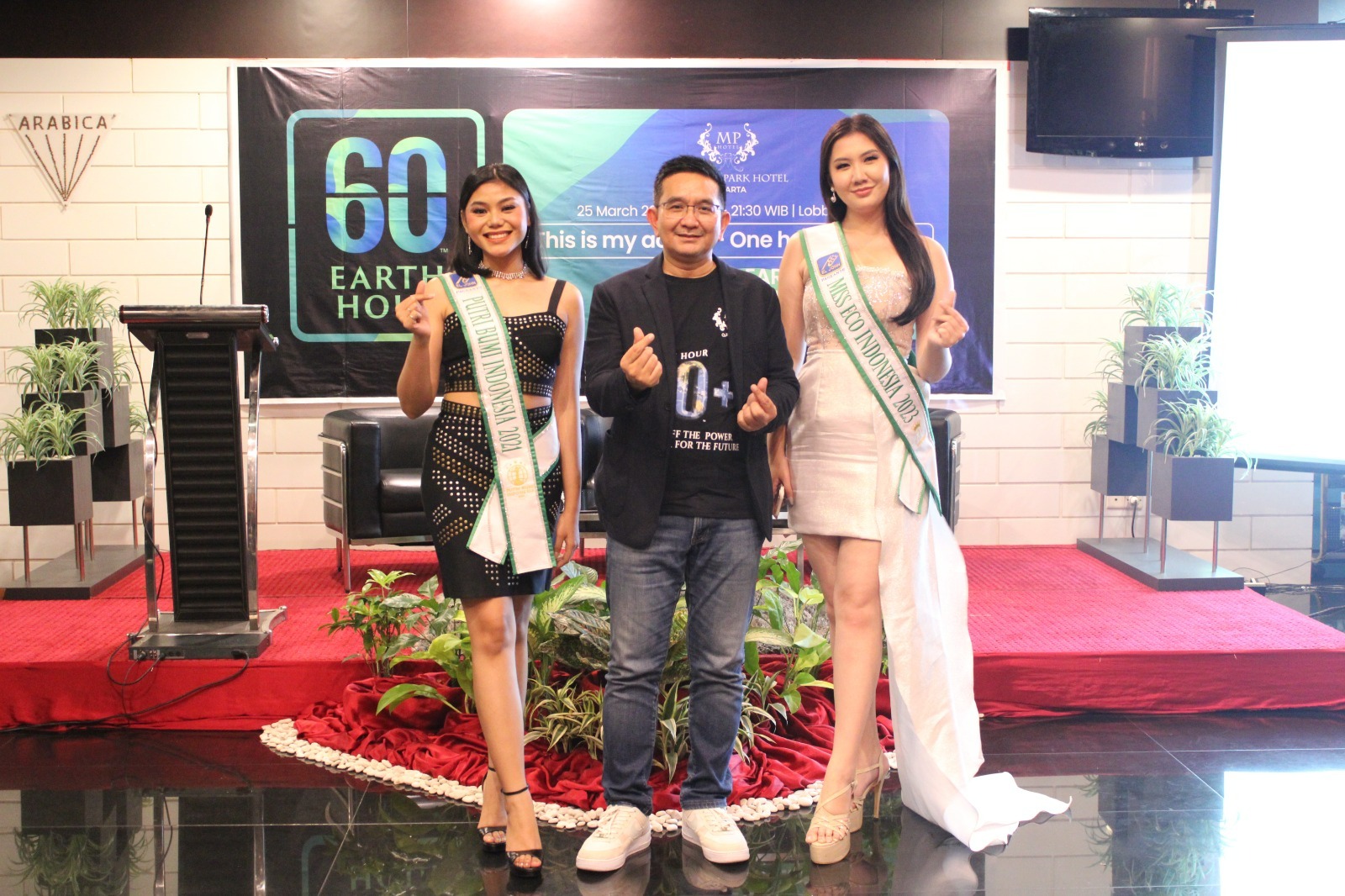 ikut-serta-dalam-aksi-earth-hour-2023-merlynn-park-hotel-jakarta-mengundang-putri-bumi-miss-eco-indonesia