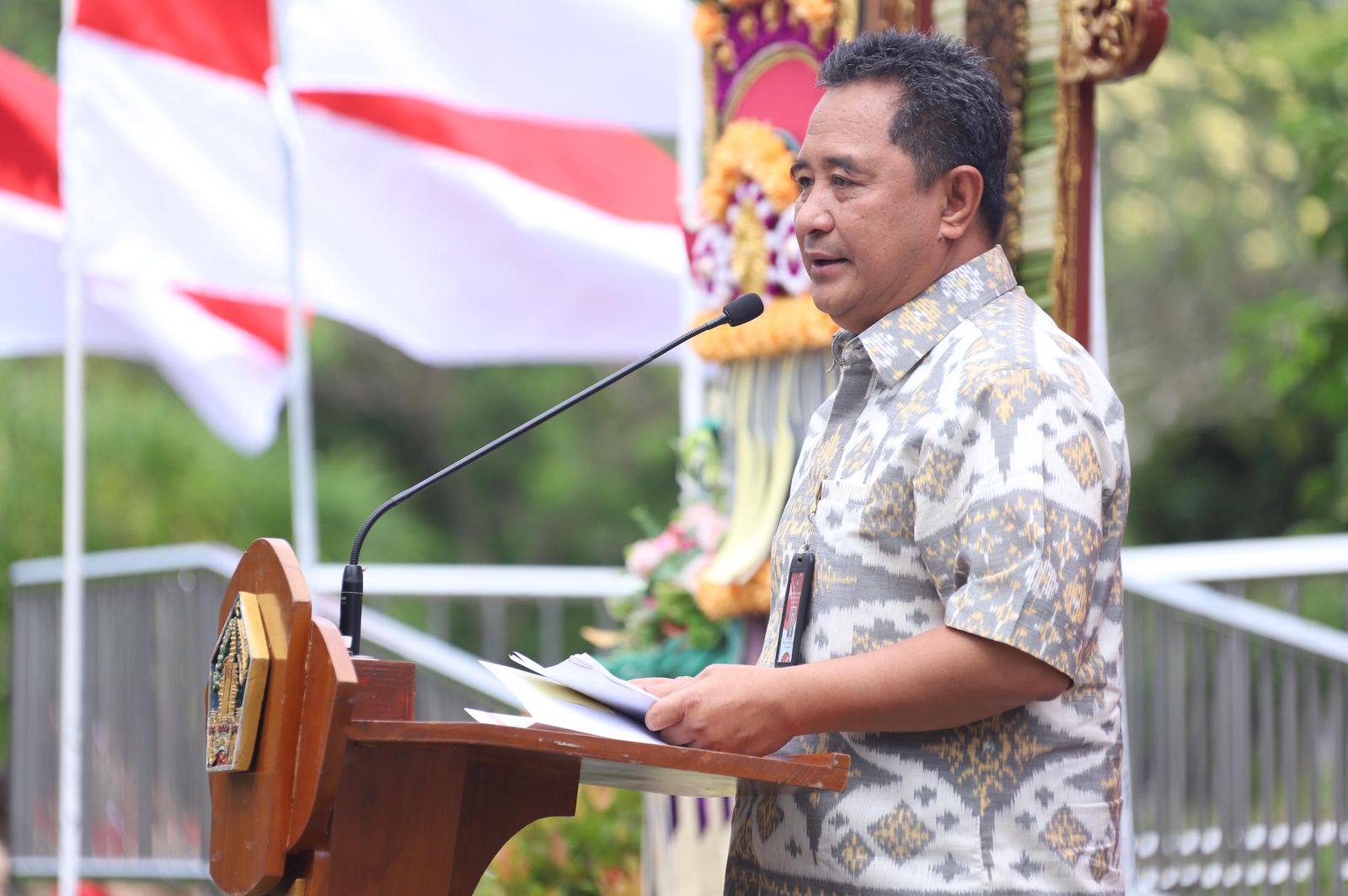 canangkan-10-juta-merah-putih-polpum-kemendagri-imbau-warga-kibarkan-merah-putih-sebulan-penuh