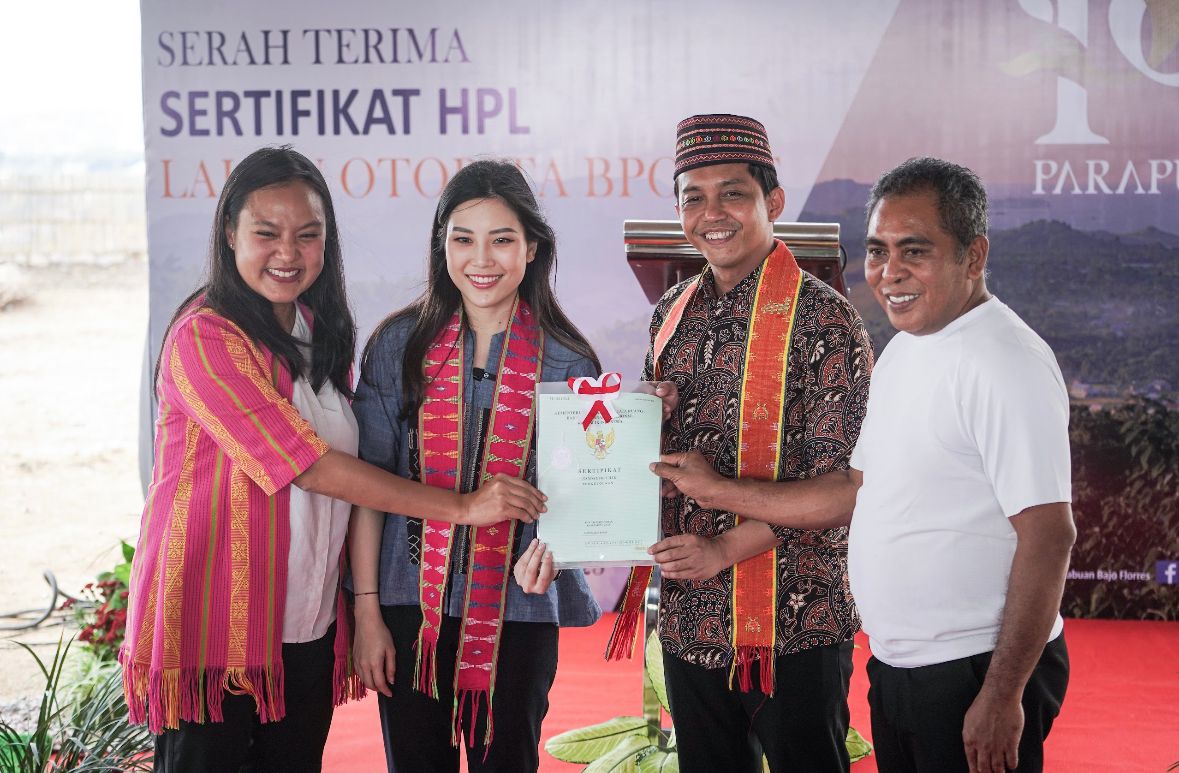 wamenparekraf-penerbitan-sertifikat-hpl-zona-1-parapuar-diharapkan-mampu-jaring-investor