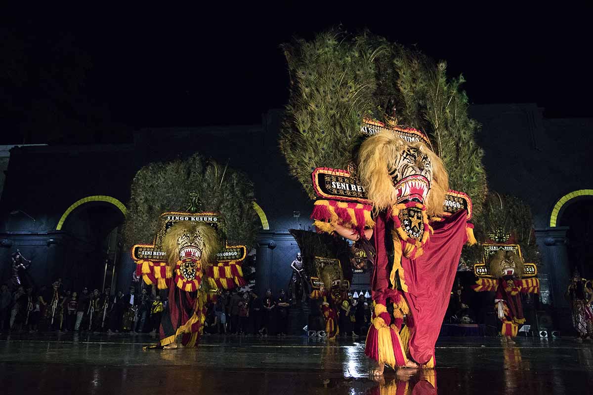 merapah-reyog-di-tanah-leluhurnya