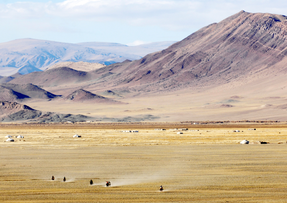 Berburu Elang di Mongolia #2 berburu-elang-di-mongolia-2