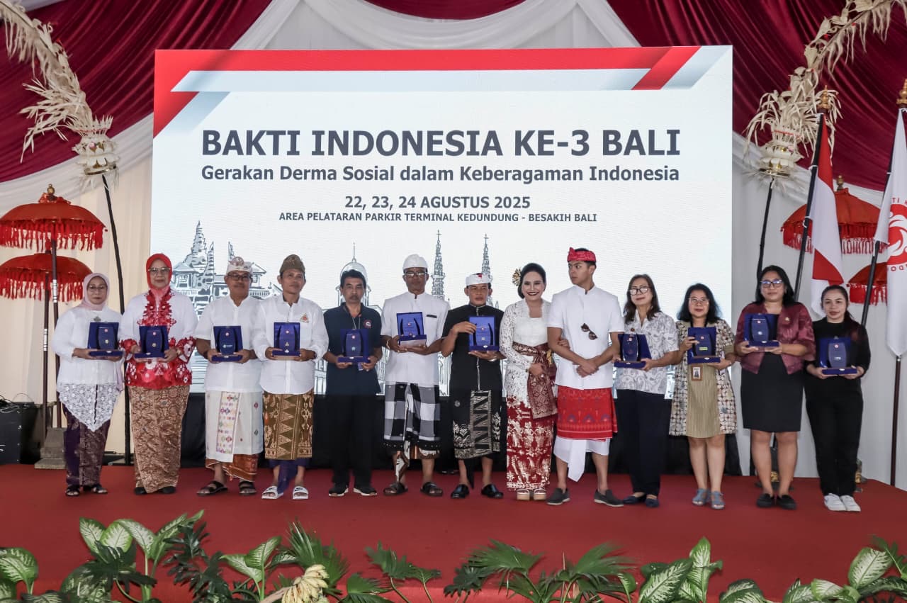 Bakti Indonesia 2025: Energi Kemanusiaan di Pura Agung Besakih bakti-indonesia-2025-energi-kemanusiaan-di-pura-agung-besakih